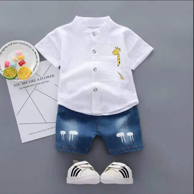 Conjunto Bebê Camisa Gola Mandarim e Shorts Jeans Premium