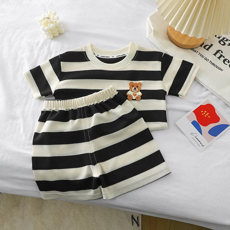 Conjunto Bebê Listrado Urso Premium – Leve e Confortável