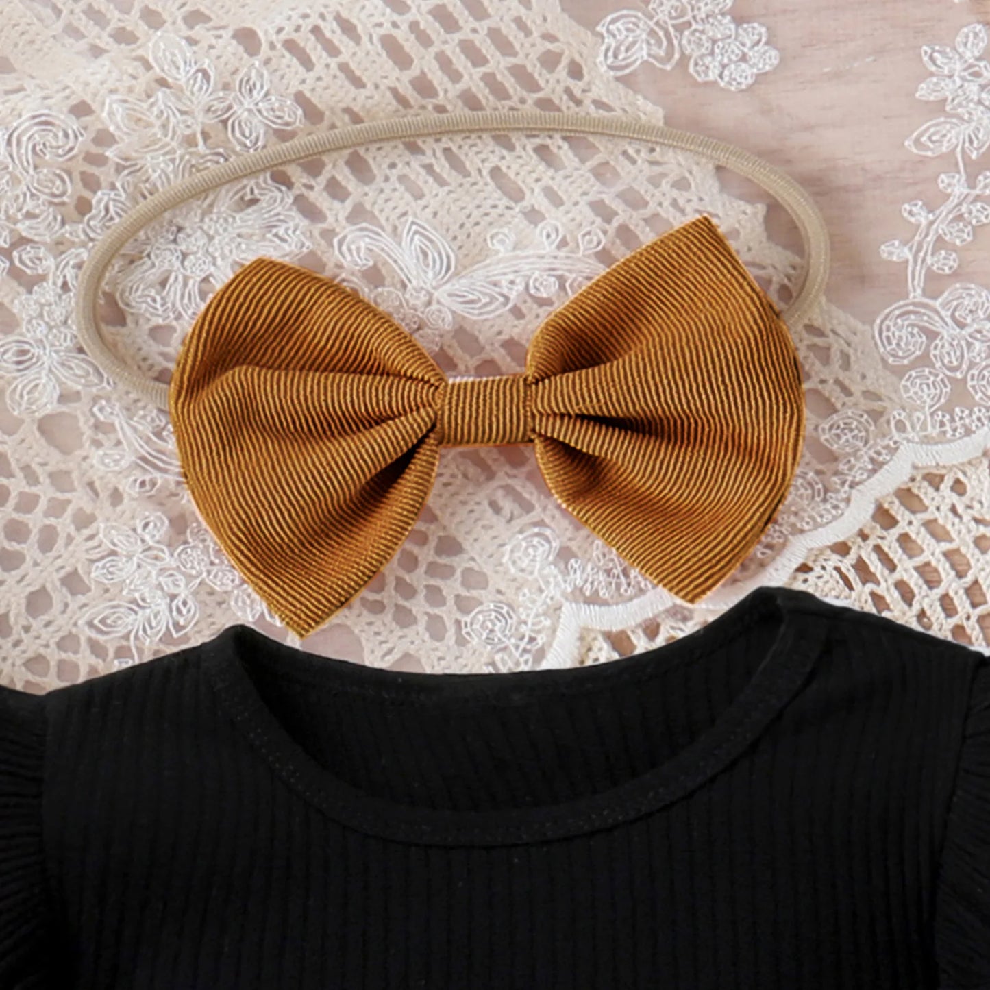 Conjunto Bebê Vintage Premium – Blusa e Saia em Cotelê Delicado